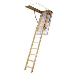 Schuifbare trap met houten ladder